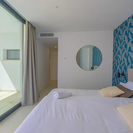 Amazing 3 Bedroom With Seaviews In Higueron *