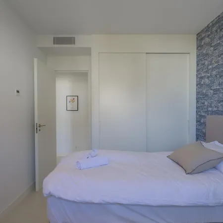 Lejlighed Amazing 3 Bedroom With Seaviews In Higueron Málaga